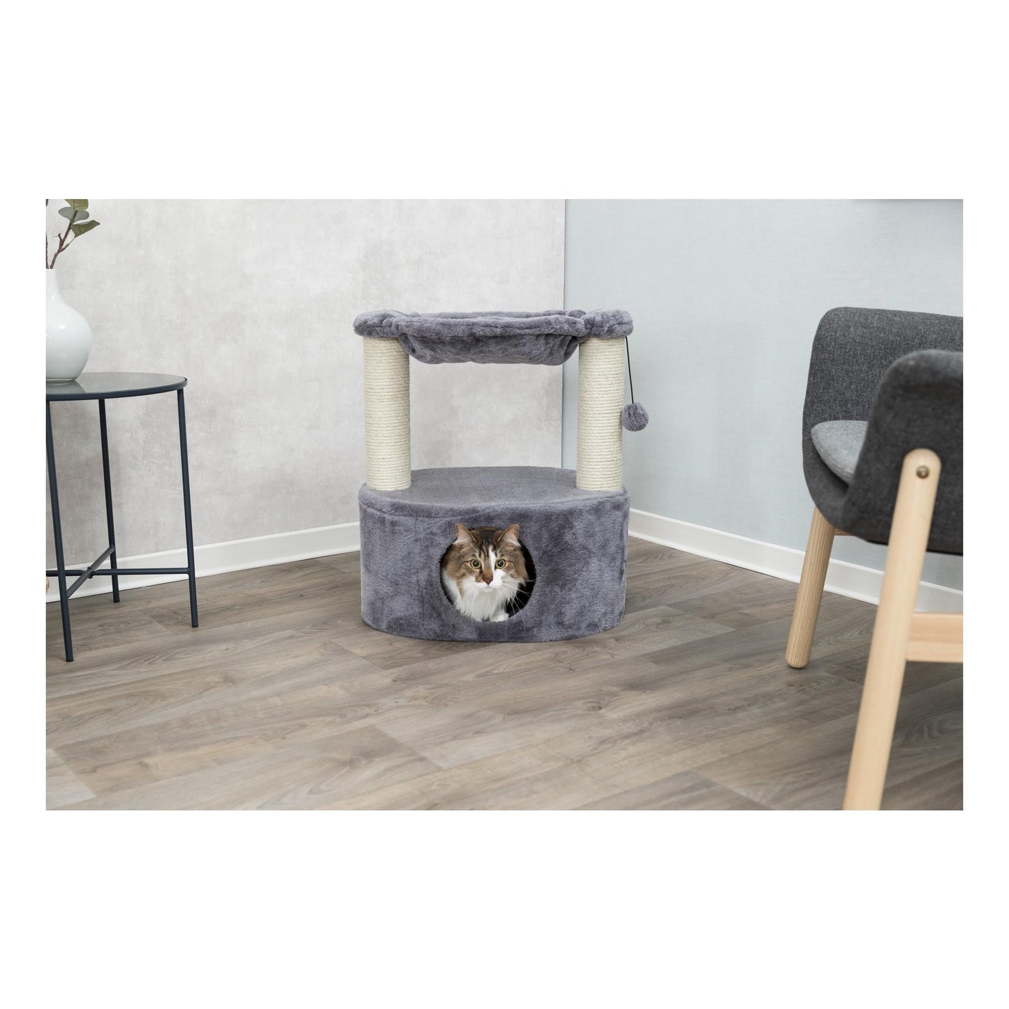 Trixie Baza Grande 24-in Cat Tree, Two Sisal Scratching Posts, Toy