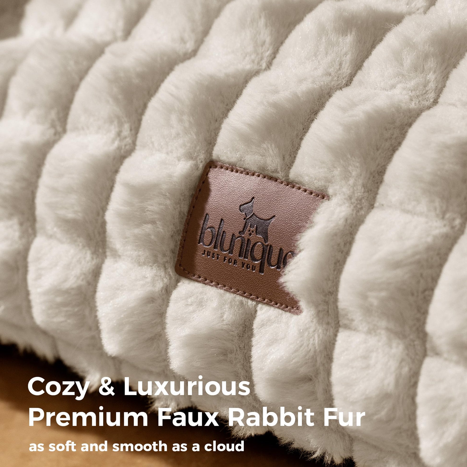 blunique Cat Beds for Indoor Cats Cute Cat Couch Bed Fluffy Pet Sofa