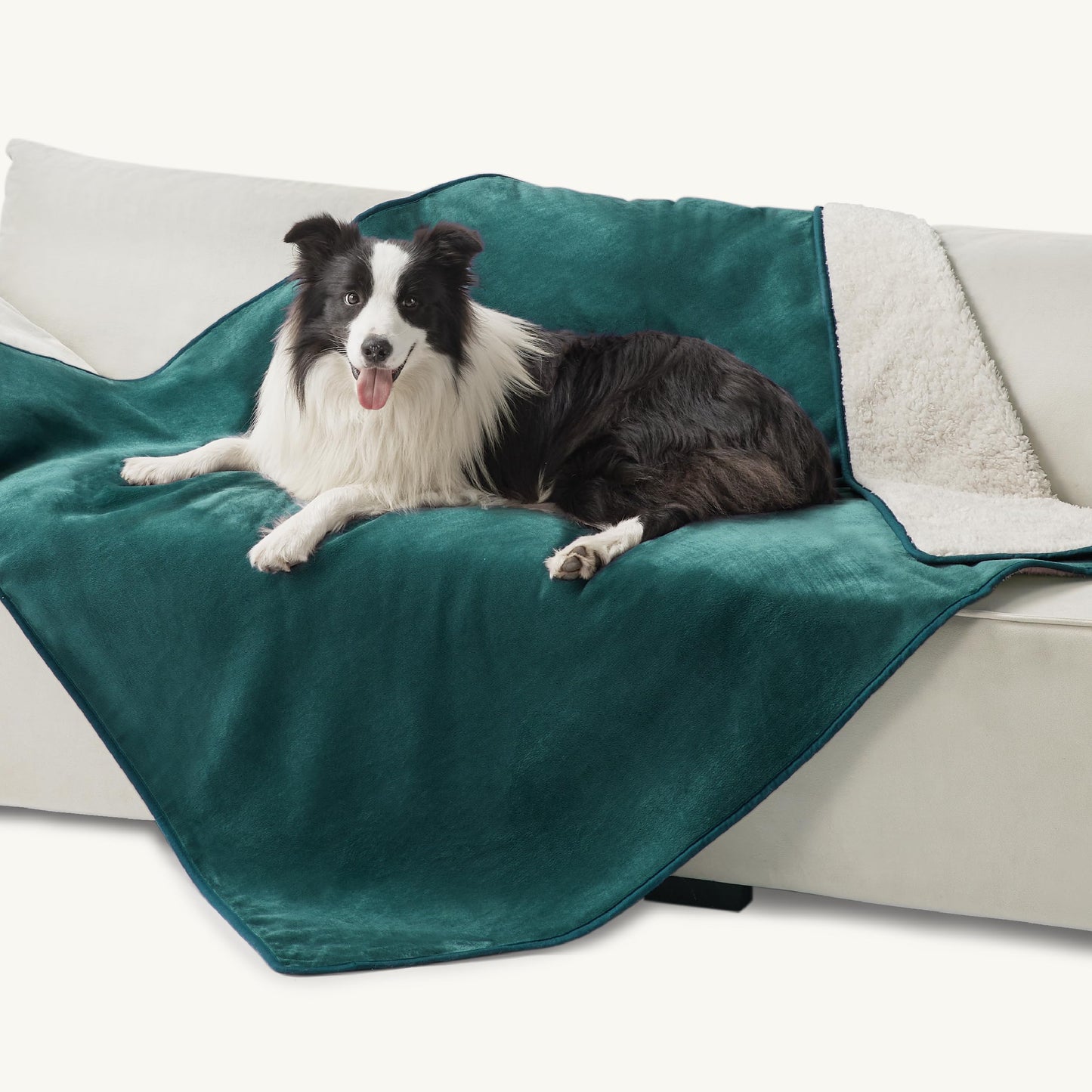Bedsure Cat Blanket for Indoor Cats Waterproof Calming Cat Bed