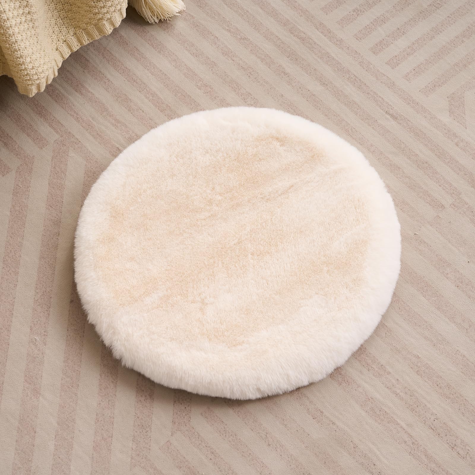 SHENGOCASE Round Faux Rabbit Fur Pet Bed Kneading Cushion, Cat Bed