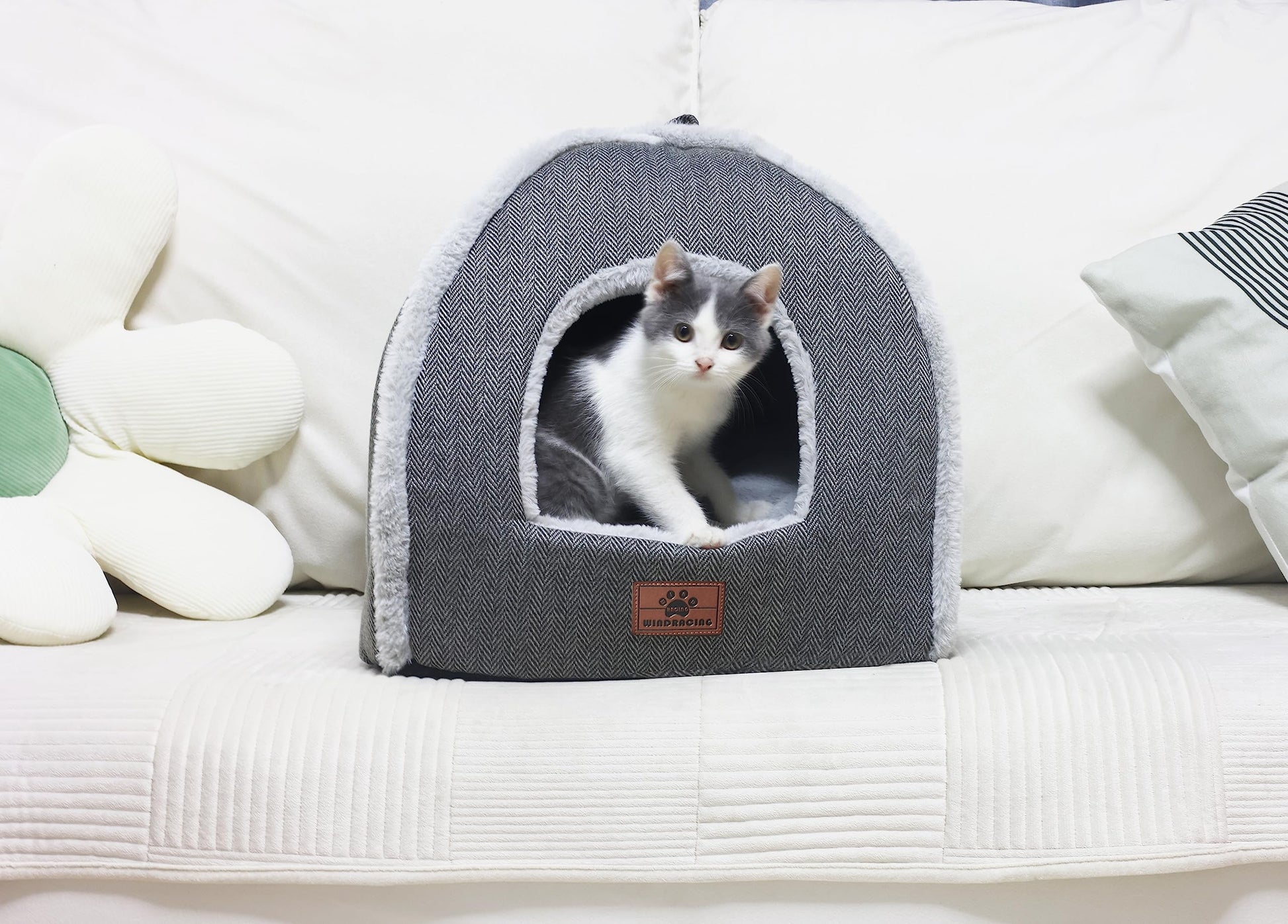 Cat Bed for Indoor Cats Cat Cave Bed Cat House Cat Tent with Bed